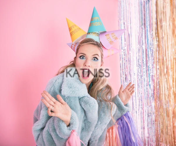 Парти шапки "Happy Birthday" - 16 см - 6 броя - Birthday Party Hats "Happy Birthday" - 16 cm - 6 pieces