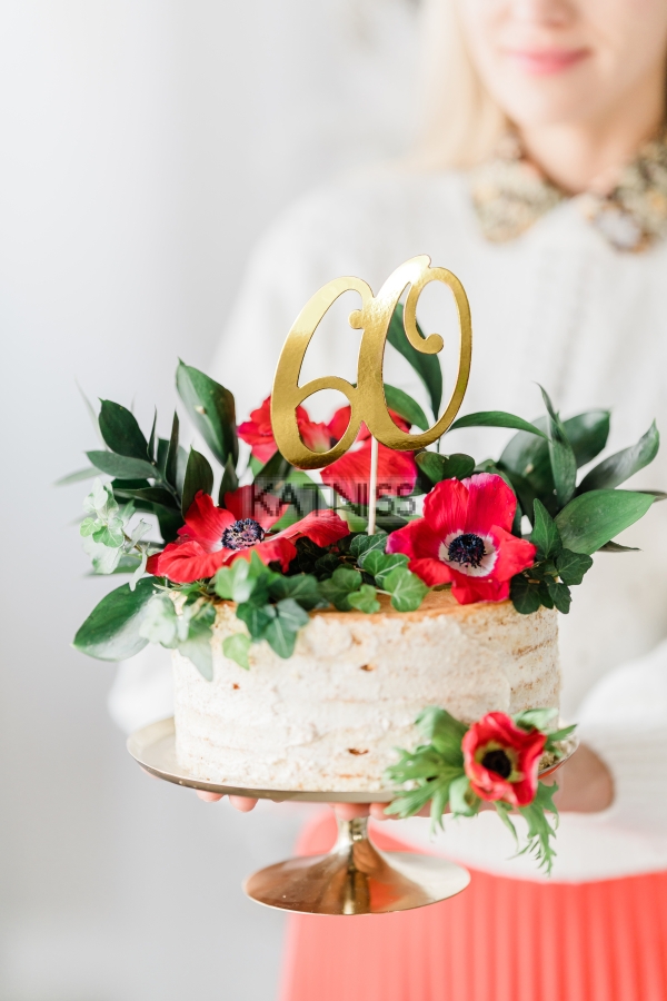 Топер за торта "60" - златист - 20.5 см / Gold Cake Topper "60" - 20.5 cm