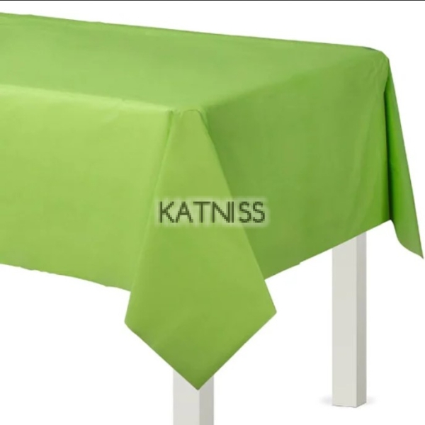 Зелена покривка - 274х137см / Green tableclouth - 274x137 cm
