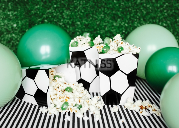 Кутия за пуканки футбол - 7х7х12.5 / Football Popcorn Box - 7x7x12.5 cm