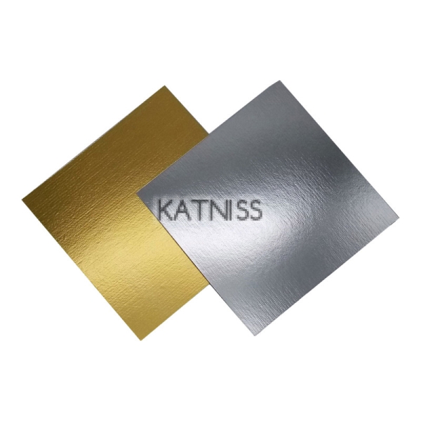 Квадратни подложки за торта - сребриста и златиста / Square Cake Pads - Silver And Gold