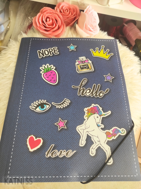 Папки с различни дизайни / Folders With Different Designs
