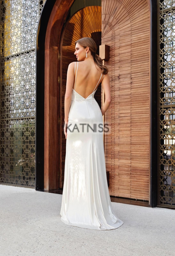 Дълга бяла рокля - на едро / Long white dress - wholesale