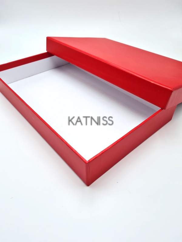 Червена правоъгълна кутия - 35.5/25.5 см / Red rectangle box - 35.5/25.5 cm