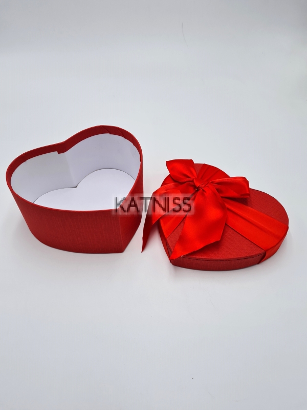 Червена кутия под формата на сърце - 10/13 см / Red heart box - 10/13 cm