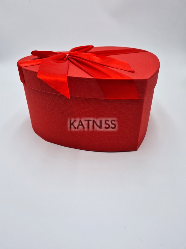 Червена кутия под формата на сърце - 17/22 см / Red heart box - 17/22 cm