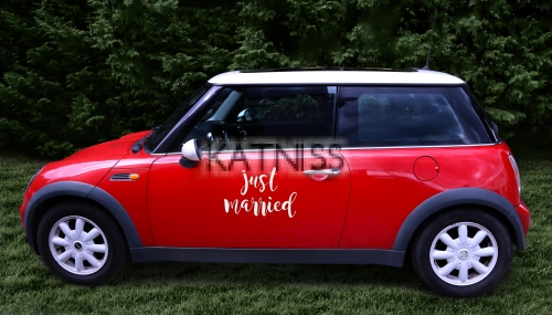 Стикер за кола "Just Married" - 33x45 см / Car Sticker "Just Married" - 33x45 cm