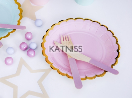 Картонени светло розови чинийки - 18 см - 6 броя / Paper White Pink Plates - 18 cm - 6 pieces