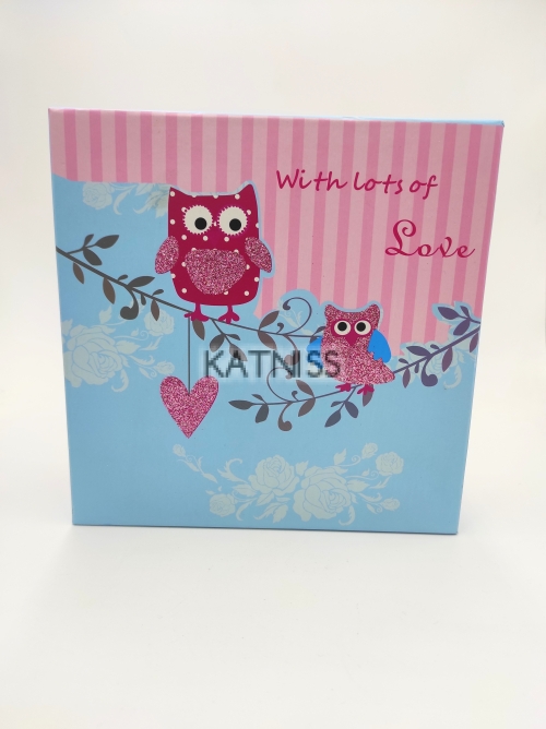 Подаръчна кутия с бухали "With lots of love" - 20x20x20x20 см / Present box with owl "With lots of love" - 20x20x20x20 cm