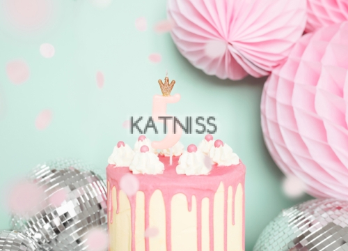 🎂 **Свещичка с цифра „5“ и златна корона – розова**
